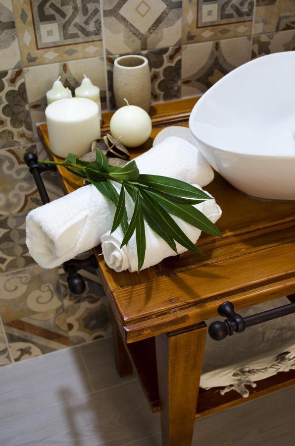 Ingrosso House Bed and Breakfast Lecce Eksteriør billede