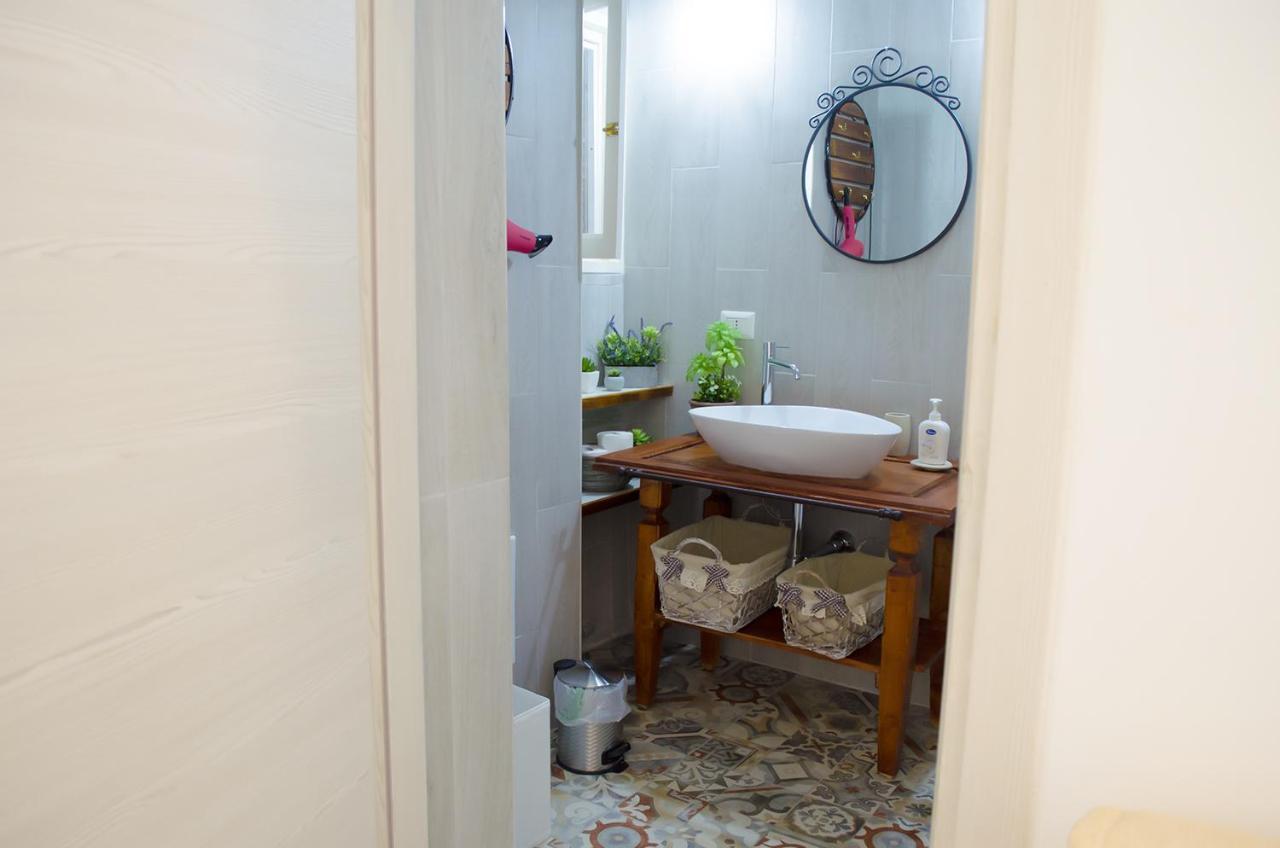 Ingrosso House Bed and Breakfast Lecce Eksteriør billede