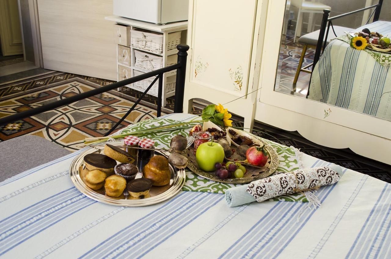 Ingrosso House Bed and Breakfast Lecce Eksteriør billede