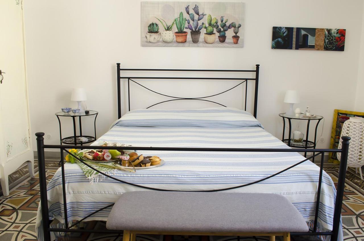 Ingrosso House Bed and Breakfast Lecce Eksteriør billede